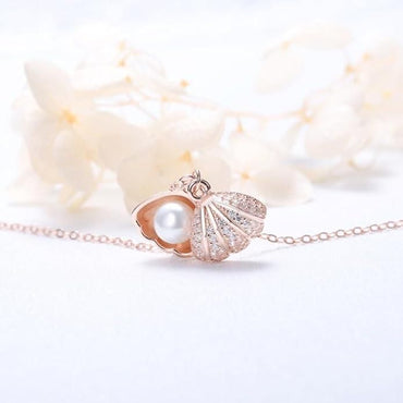 Oyster Pearl Shell Pendant Gold Plated Necklace for Women's